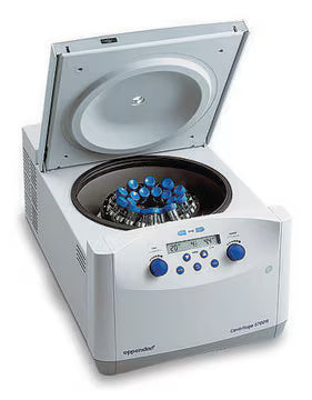 Eppendorf™ Model 5702R Refrigerated Benchtop Centrifuge – 4–36 Place, 4,400 RPM / 3,000 × g Max RCF 022628012